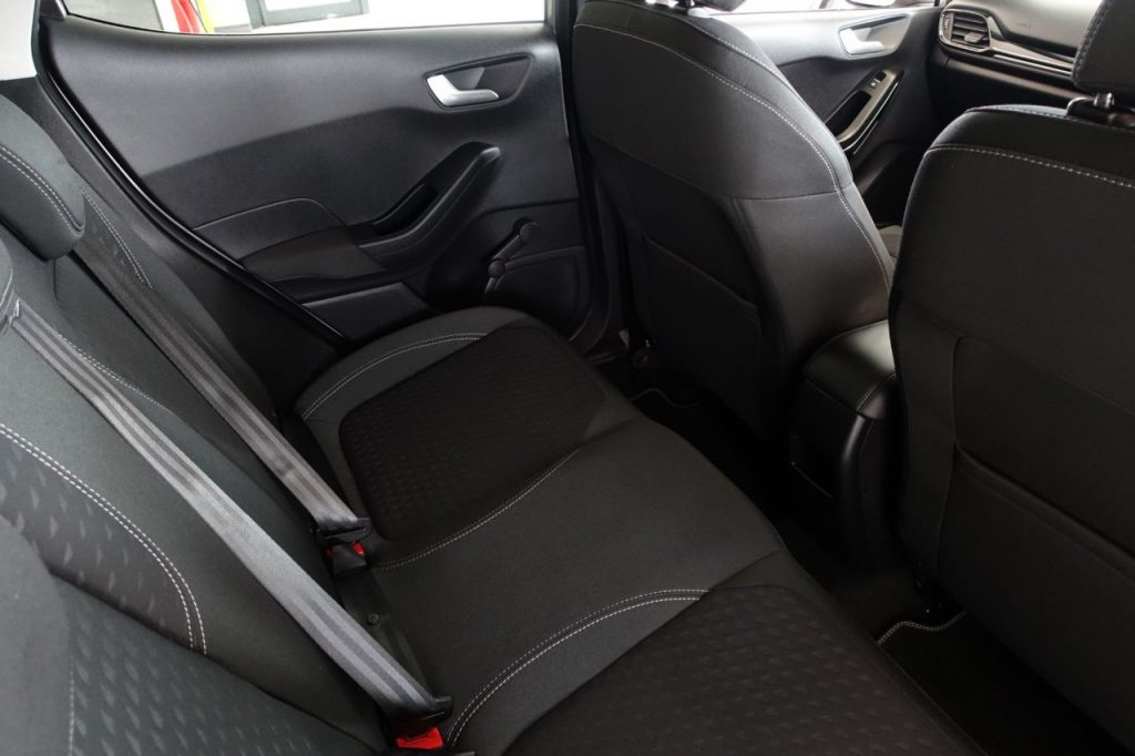 Used_2020_SILVER_FORD_FIESTA_1