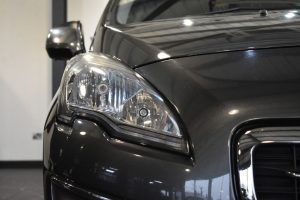 Used_2014_GREY_PEUGEOT_3008_2
