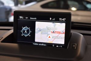 Used_2014_GREY_PEUGEOT_3008_2