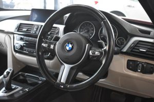 Used_2015_RED_BMW_3-SERIES_2