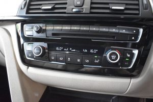 Used_2015_RED_BMW_3-SERIES_2