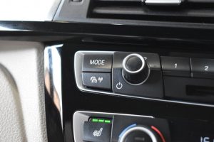 Used_2015_RED_BMW_3-SERIES_2