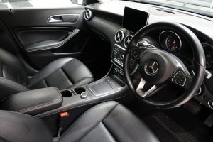 Used_2016_GREY_MERCEDES-BENZ_A-CLASS_2