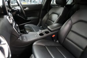 Used_2016_GREY_MERCEDES-BENZ_A-CLASS_2