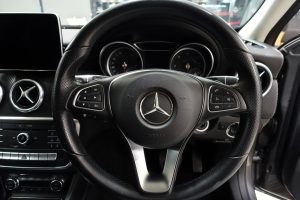 Used_2016_GREY_MERCEDES-BENZ_A-CLASS_2