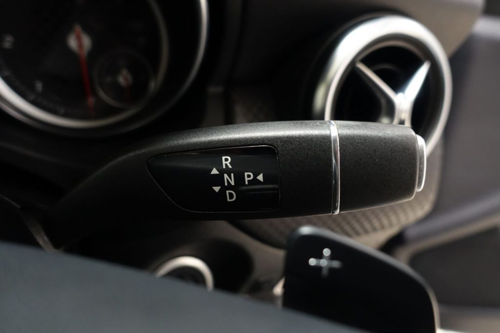 Used_2016_GREY_MERCEDES-BENZ_A-CLASS_2