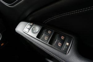 Used_2016_GREY_MERCEDES-BENZ_A-CLASS_2