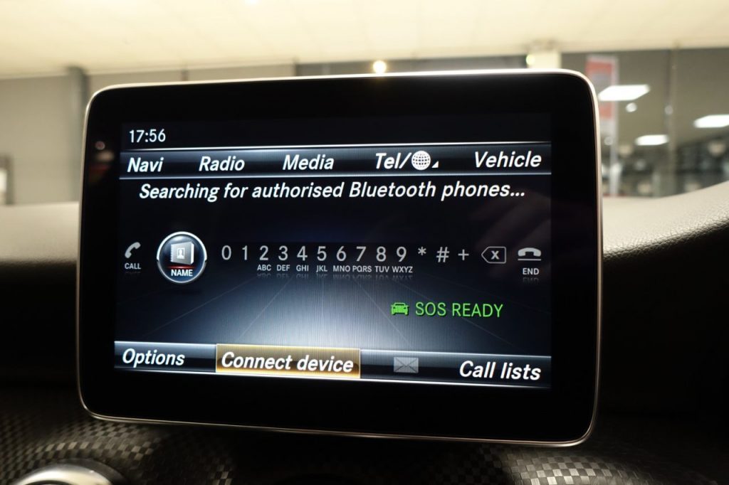 Used_2016_GREY_MERCEDES-BENZ_A-CLASS_2