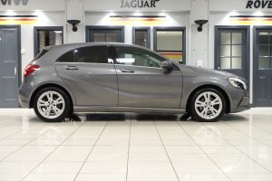Used_2016_GREY_MERCEDES-BENZ_A-CLASS_2