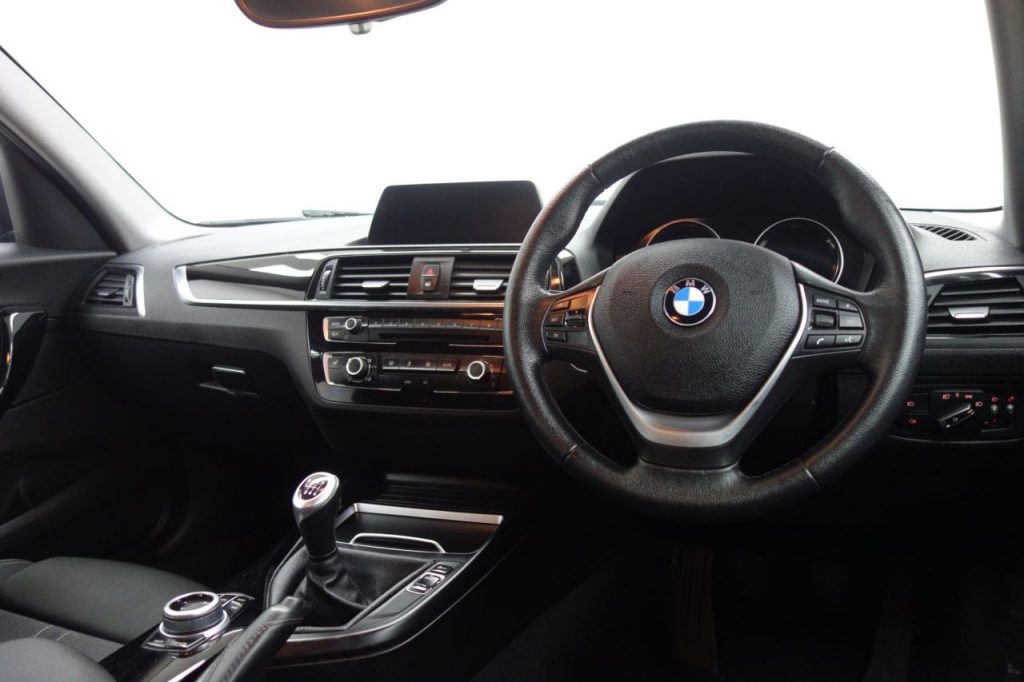 Used_2017_BLACK_BMW_1-SERIES_1