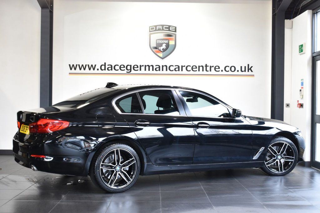 Used_2018_BLACK_BMW_5-SERIES_2