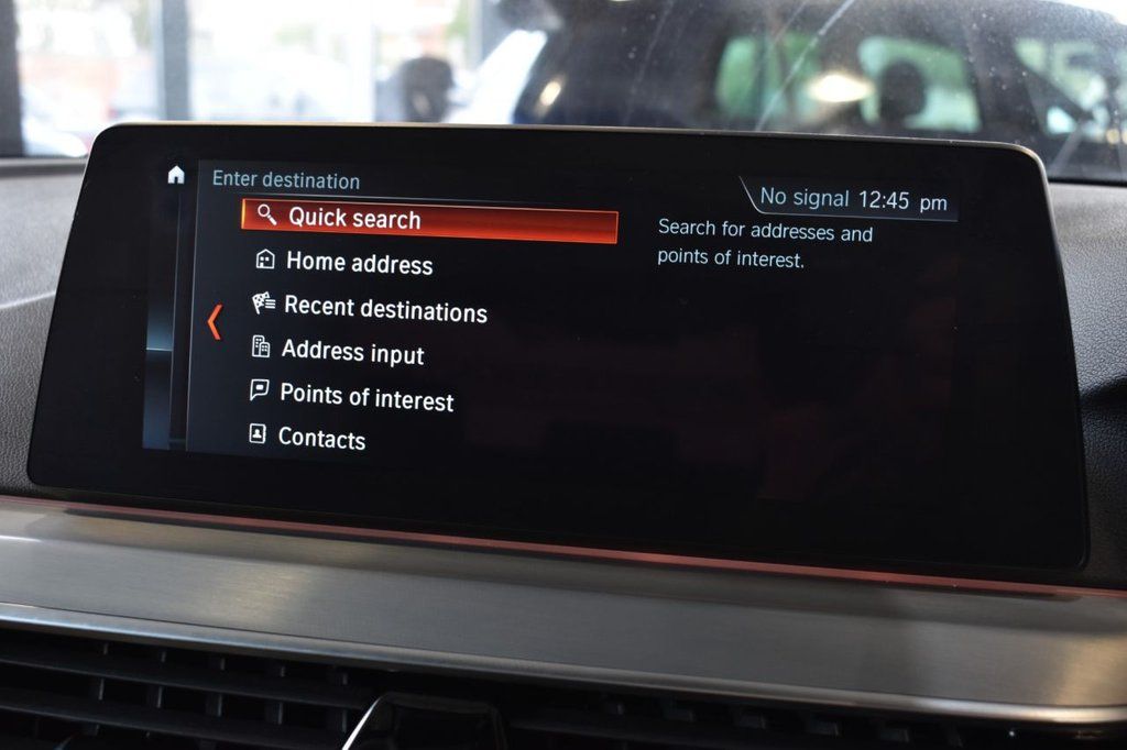 Used_2018_BLACK_BMW_5-SERIES_2