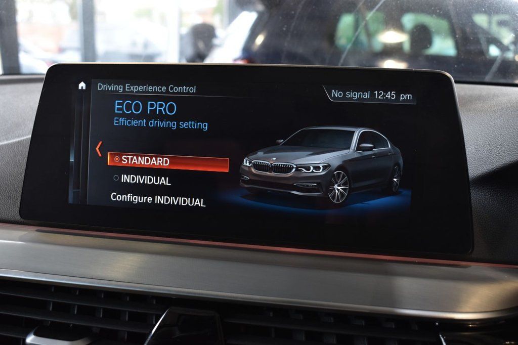 Used_2018_BLACK_BMW_5-SERIES_2