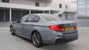 Used_2018_BLUE_BMW_5-SERIES_2
