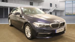 Used 2018 BLUE BMW 5 SERIES Saloon 2.0 520D SE 4d AUTO 188 BHP (reg. 2018-12-21) for sale in Stockport