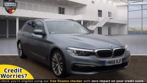 Used 2018 BLUE BMW 5 SERIES Estate 2.0 520D SE TOURING 5d AUTO 188 BHP (reg. 2018-10-26) for sale in Wilmslow