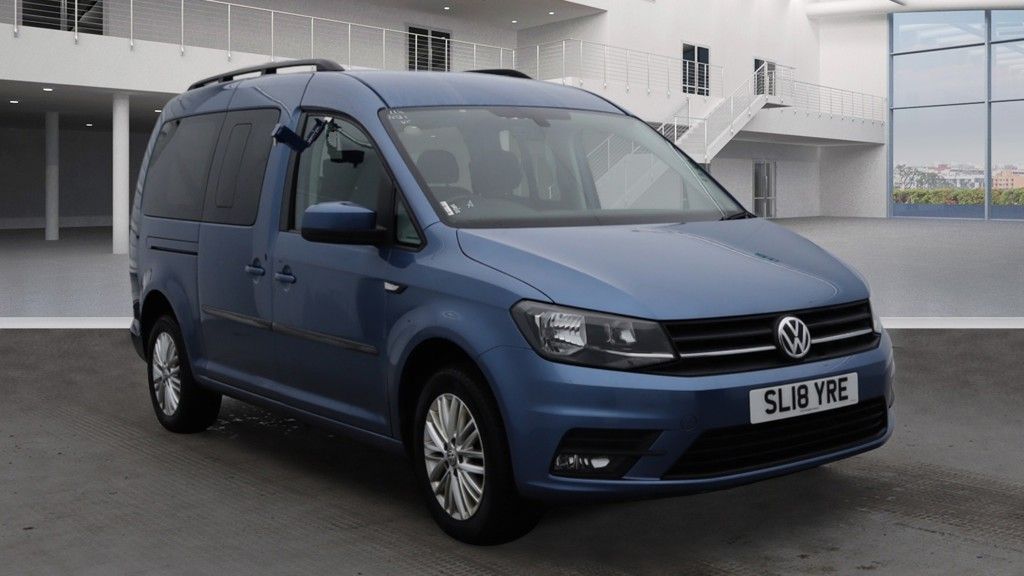 Used 2018 BLUE VOLKSWAGEN CADDY MAXI MPV 2.0 C20 LIFE TDI 5d 101 BHP (reg. 2018-05-26) for sale in Manchester