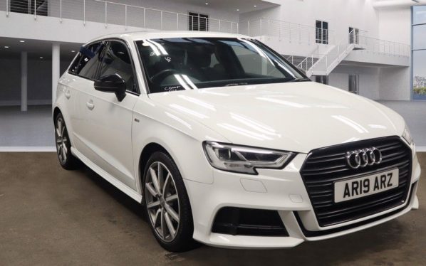 Used 2019 WHITE AUDI A3 Hatchback 1.6 TDI BLACK EDITION 5d 114 BHP (reg. 2019-08-31) for sale in Stockport
