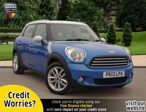 Used 2013 BLUE MINI COUNTRYMAN Hatchback 1.6 COOPER 5d 122 BHP (reg. 2013-05-17) for sale in Stockport