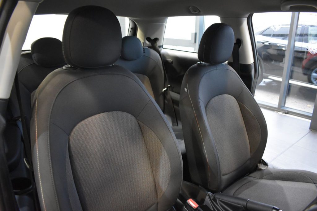 Used_2014_RED_MINI_HATCH-ONE_1