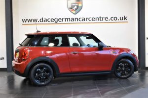Used_2014_RED_MINI_HATCH-ONE_1