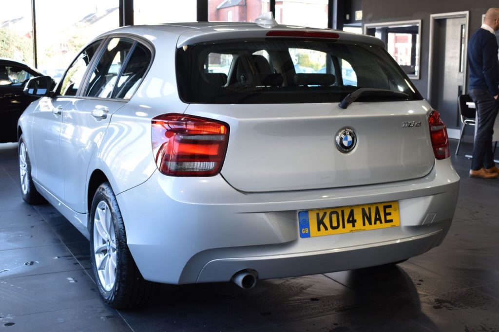 Used_2014_SILVER_BMW_1-SERIES_2