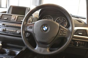 Used_2014_SILVER_BMW_1-SERIES_2