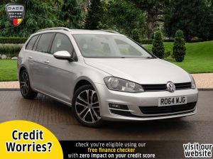 Used 2014 SILVER VOLKSWAGEN GOLF Estate 2.0 GT TDI BLUEMOTION TECHNOLOGY DSG 5d AUTO 148 BHP (reg. 2014-10-30) for sale in Stockport