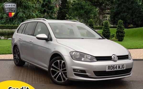 Used 2014 SILVER VOLKSWAGEN GOLF Estate 2.0 GT TDI BLUEMOTION TECHNOLOGY DSG 5d AUTO 148 BHP (reg. 2014-10-30) for sale in Stockport