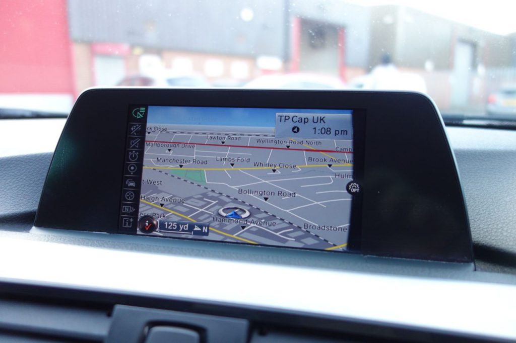Used_2015_BLACK_BMW_3-SERIES_3