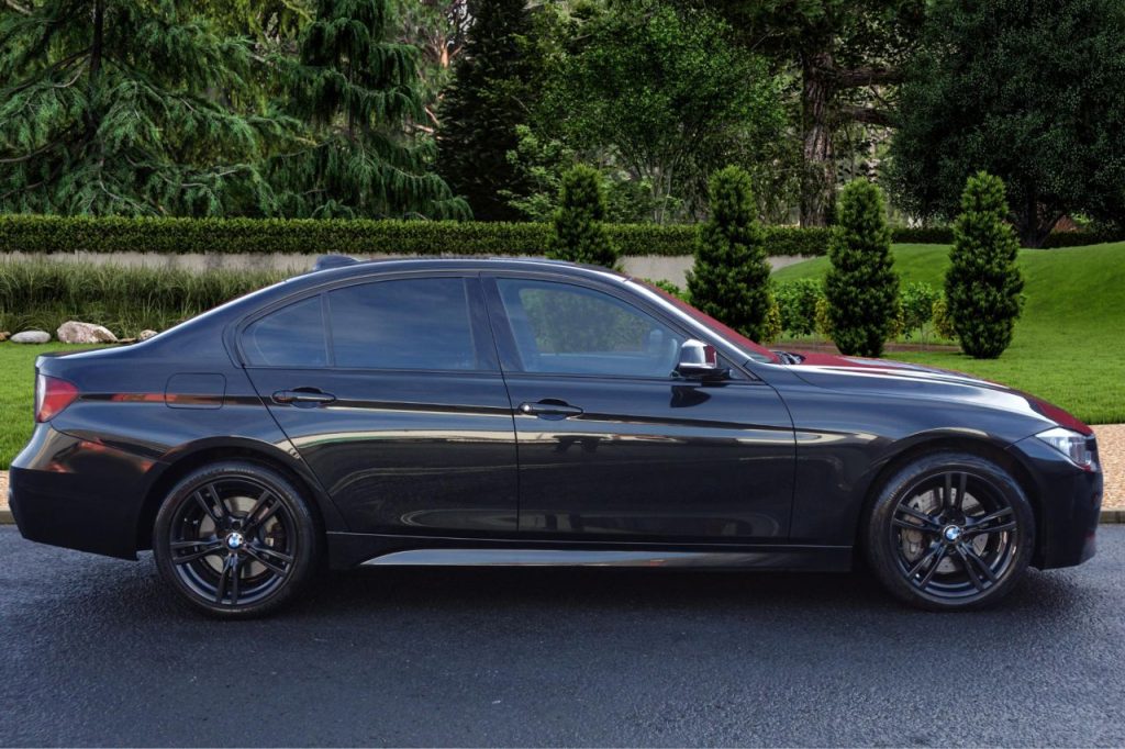 Used_2015_BLACK_BMW_3-SERIES_3