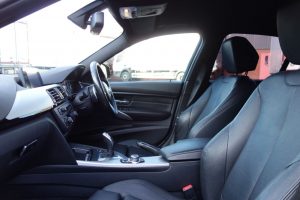 Used_2015_BLACK_BMW_3-SERIES_3