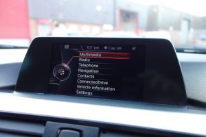 Used_2015_BLACK_BMW_3-SERIES_3