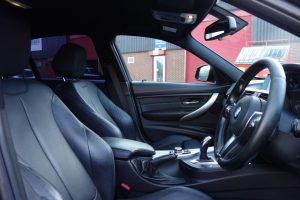 Used_2015_BLACK_BMW_3-SERIES_3