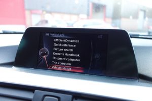 Used_2015_BLACK_BMW_3-SERIES_3