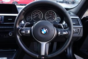 Used_2015_BLACK_BMW_3-SERIES_3