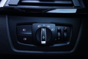 Used_2015_BLACK_BMW_3-SERIES_3
