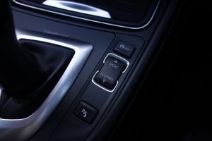 Used_2015_BLACK_BMW_3-SERIES_3
