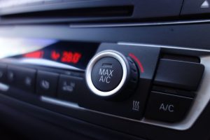 Used_2015_BLACK_BMW_3-SERIES_3