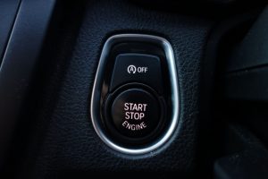 Used_2015_BLACK_BMW_3-SERIES_3