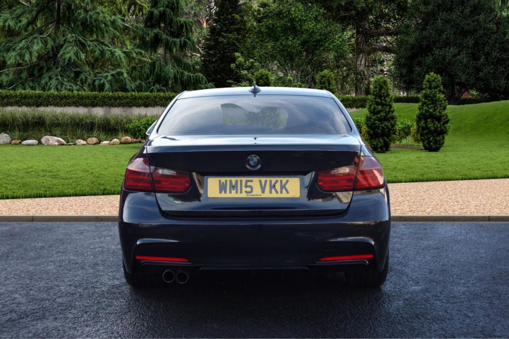 Used_2015_BLACK_BMW_3-SERIES_3