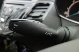 Used_2015_WHITE_FORD_FIESTA_1