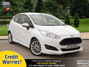 Used 2015 WHITE FORD FIESTA Hatchback 1.6 ZETEC S TDCI 3d 94 BHP (reg. 2015-07-03) for sale in Stockport