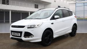 Used_2015_WHITE_FORD_KUGA_2