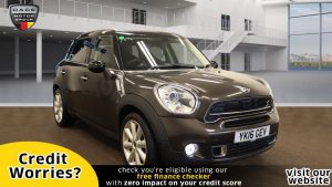 Used 2016 GREY MINI COUNTRYMAN Hatchback 1.6 COOPER S 5d 184 BHP (reg. 2016-08-10) for sale in Manchester