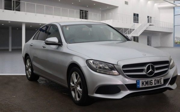 Used 2016 SILVER MERCEDES-BENZ C-CLASS Saloon 2.0 C200 SE 4d AUTO 184 BHP (reg. 2016-04-11) for sale in Stockport