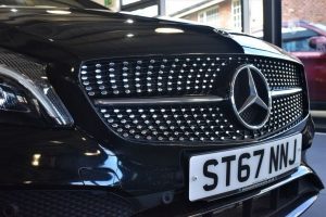 Used_2017_BLACK_MERCEDES-BENZ_A-CLASS_2