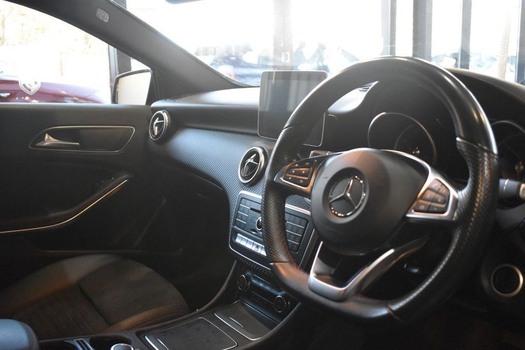 Used_2017_BLACK_MERCEDES-BENZ_A-CLASS_2