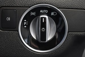 Used_2017_BLACK_MERCEDES-BENZ_A-CLASS_2