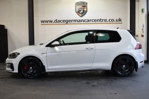 Used_2017_WHITE_VOLKSWAGEN_GOLF_2